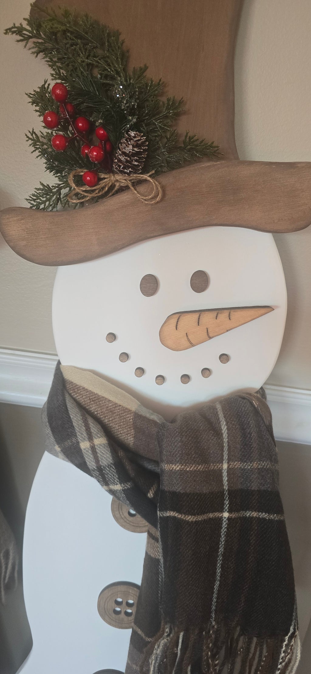 Elegant Wooden Snowman Couple