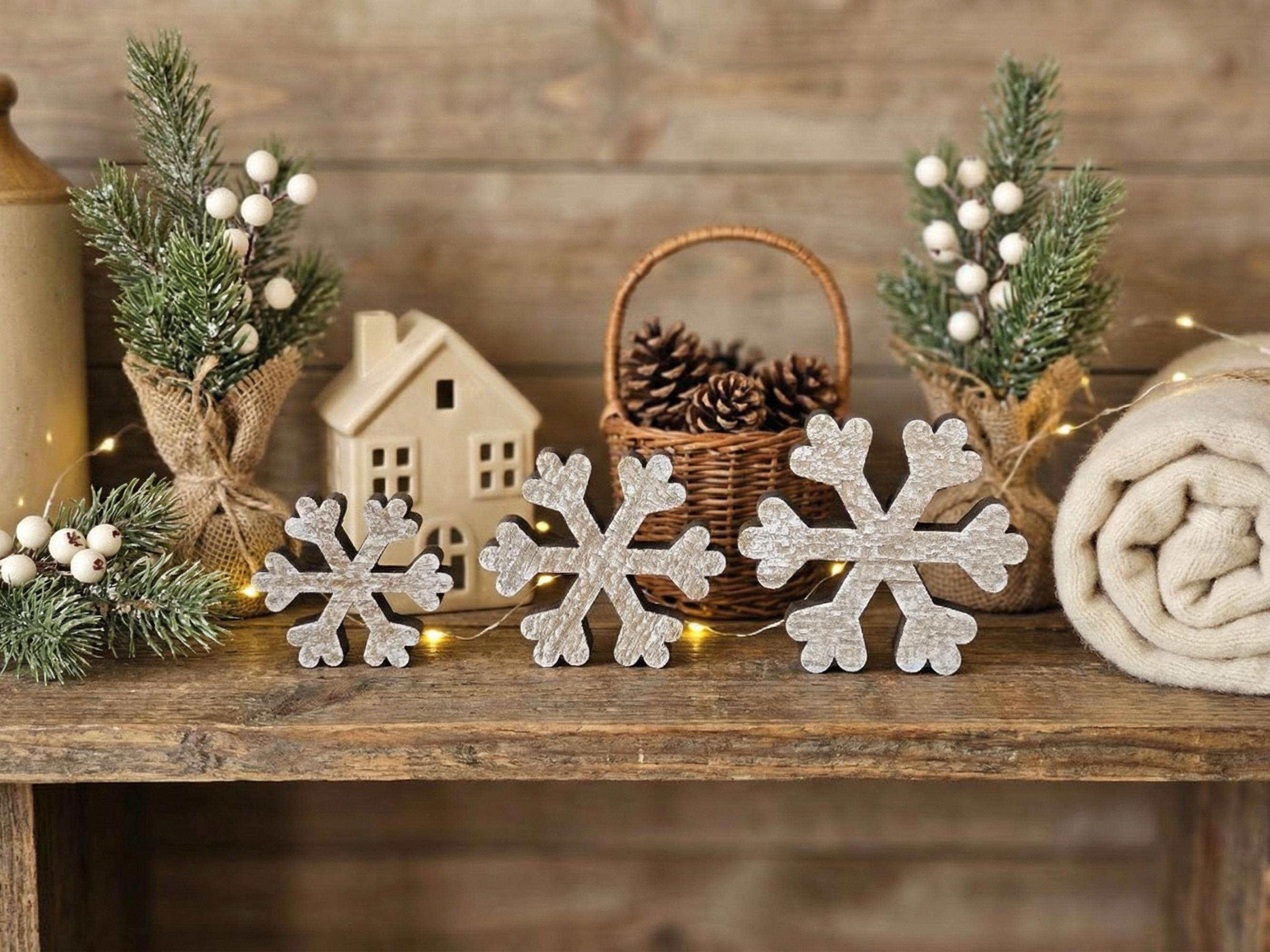 Whitewashed Reclaimed Wood Snowflakes